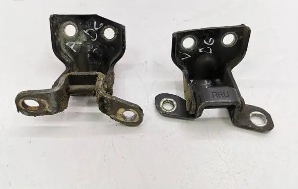 KIA Carens I Rear door hinge set 
