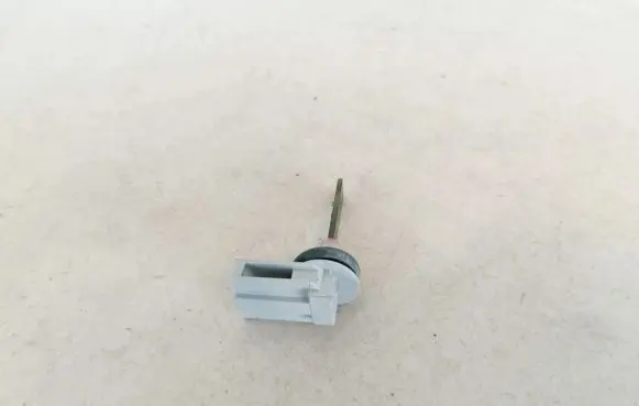 Mercedes-Benz R W251 Interior temperature sensor a2518300072 7843-07a