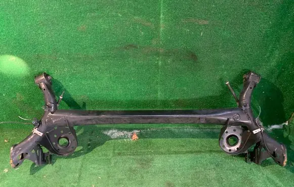 Toyota Yaris Rear beam 
