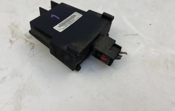 Chrysler 300 - 300C Light module LCM 04806086AE T48VS232800668 61A30020520