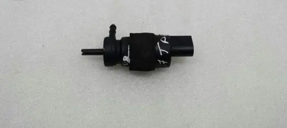 Audi A6 S6 C6 4F Windscreen/windshield washer pump 1J5955651