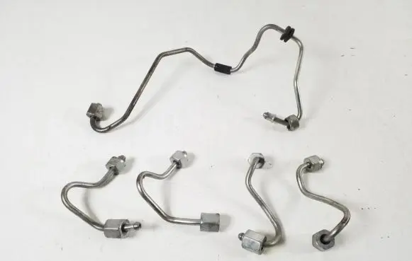 Mini Cooper Countryman R60 Fuel injector supply line/pipe 