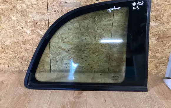 Opel Zafira A Rear vent window glass DOT36AS2M129 43R007022