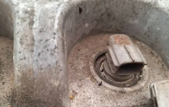 Toyota Auris 150 Fuel injector