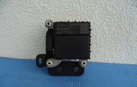 Peugeot 2008 II Distronic sensor radar 9855778480 20240909 D243752523