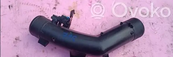 Intercooler hose/pipe