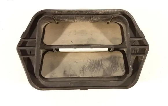 Mazda 3 I Quarter panel pressure vent C14551921