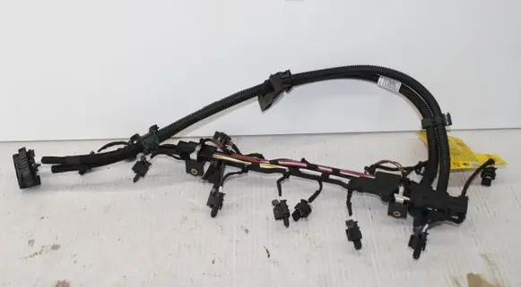 BMW 8 G14 Fuel injector wires 8682761