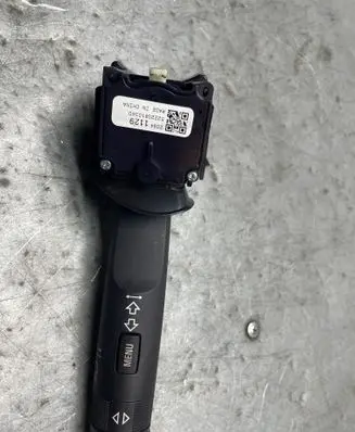 Opel Cascada Indicator stalk 20941129 52220810340