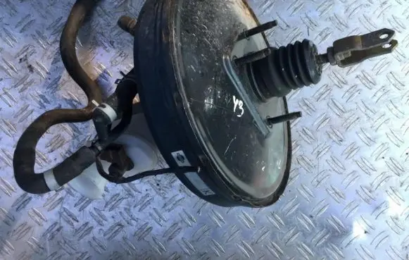 Nissan Almera N16 Brake booster 4m511s255