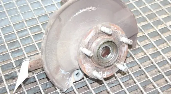 Mitsubishi Outlander Front wheel hub