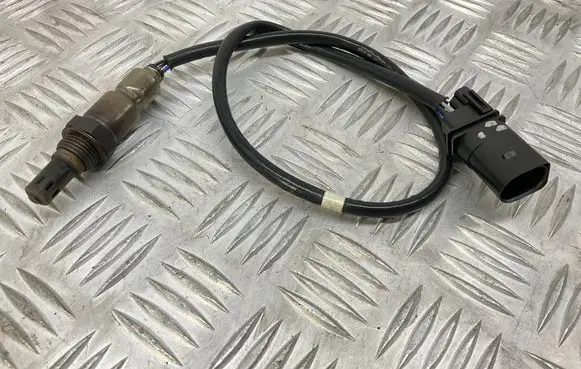 Audi Q3 8U Lambda probe sensor 04L906262A