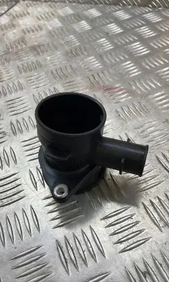 Volvo S60 Air intake hose/pipe AV219C623AE