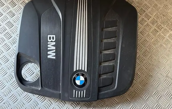 BMW X3 F25 Engine cover (trim) 8513452