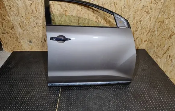Nissan Murano Z51 Front door