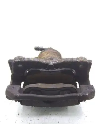 Honda CR-V Front brake caliper