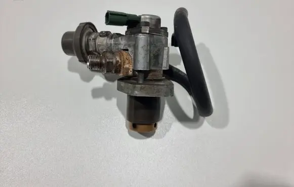 Lexus IS 220D-250-350 Fuel injection high pressure pump 2310039645 2348031012