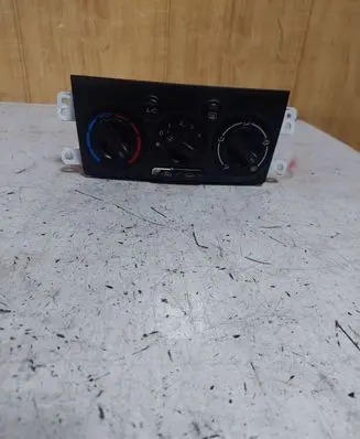 Mazda Premacy Climate control unit