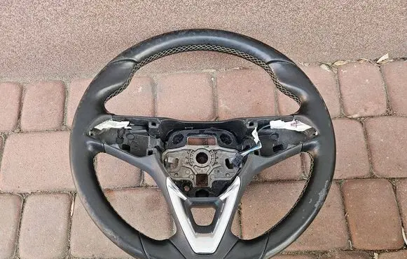 Opel Astra K Steering wheel
