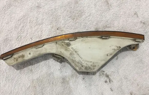 Volkswagen PASSAT B6 Front indicator light 3C0953041C