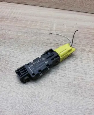 Audi A4 S4 B6 8E 8H Airbag deployment crash/impact sensor 8E0959643B