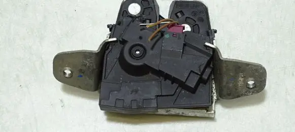 Mercedes-Benz C W204 Tailgate lock latch A2047400535