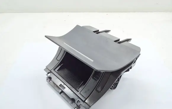 Skoda Octavia Mk2 (1Z) Car ashtray 1Z1857962B 8102550
