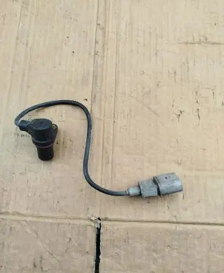 Audi A6 S6 C6 4F Crankshaft position sensor 06A906433E