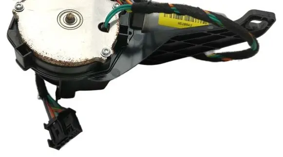 Volkswagen Multivan T7 Front door soft close latching motor (coupe) 7T0843459C