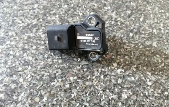 Volkswagen Caddy Air pressure sensor 0281002399