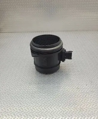 Volvo V40 Mass air flow meter 31361223