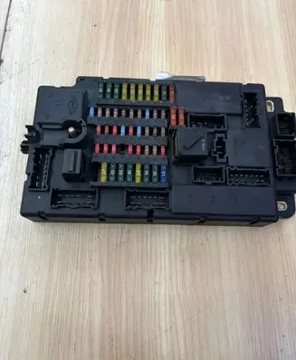 Mini One - Cooper Coupe R56 Fuse module 345373901