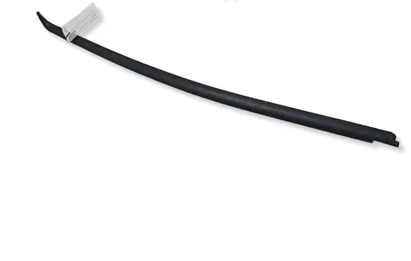 Volvo V70 Front door glass trim molding 1234