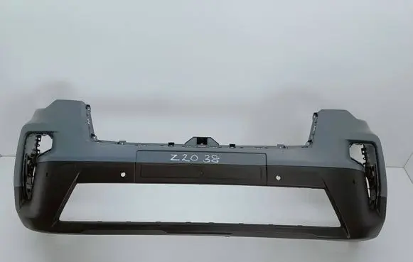 Nissan NV300 Front bumper 620222832R Z2038 620269696R