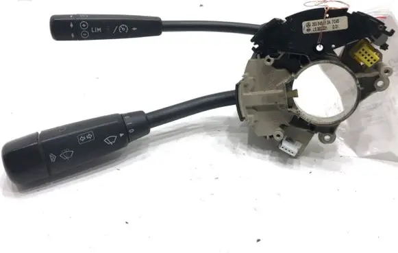 Wiper turn signal indicator stalk/switch