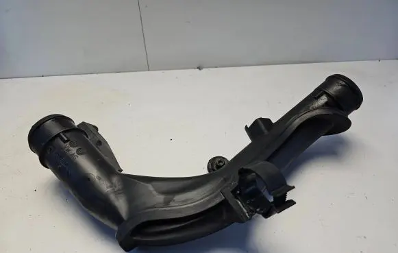 Volkswagen Golf V Intercooler hose/pipe 5N0145770A