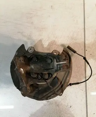 BMW 1 E81 E87 Front wheel hub 6764443