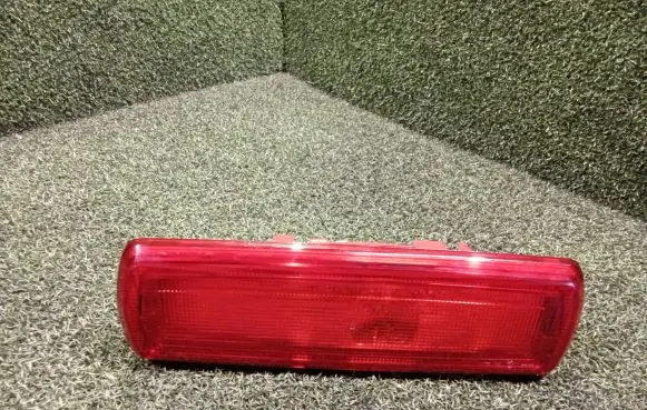 Renault Trafic III (X82) Third/center stoplight 265904849R 93867977 03523000