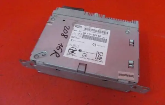 Peugeot 208 I Radio/CD/DVD/GPS head unit 9811066580