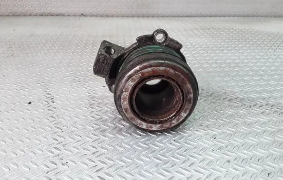 Opel Vectra B Clutch slave cylinder 90522729
