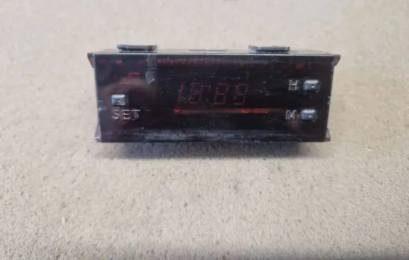 Mitsubishi L200 Clock 