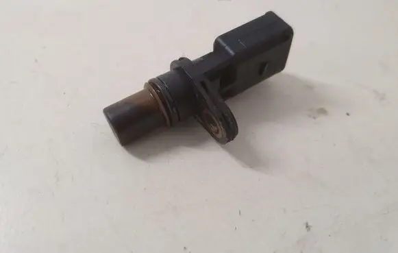 Volkswagen PASSAT B6 Camshaft position sensor 06C905163B