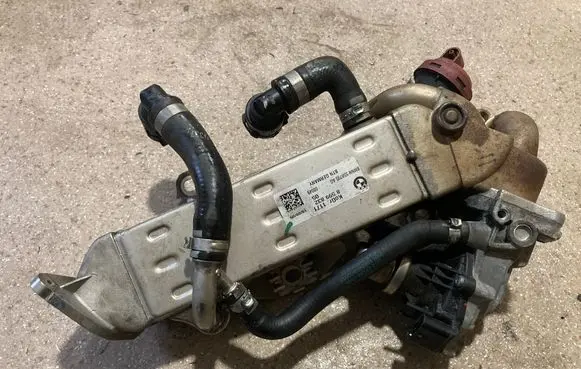 BMW X5 G05 EGR valve cooler 8599832 8576800