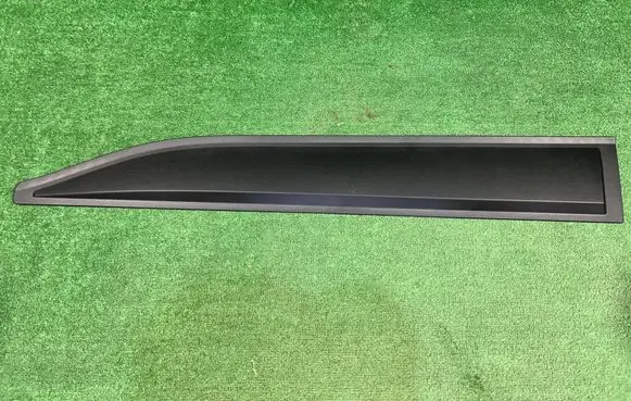 Dacia Sandero III Front door trim (molding) 8201735521A