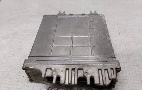 Opel Movano A Engine control unit/module 8200059886 0281010142 7700115265