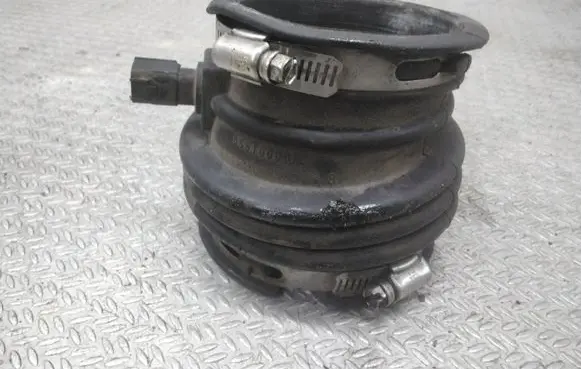 Chrysler Pacifica Air intake duct part 05510000AD