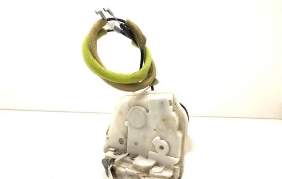 Mazda 3 II Rear door lock