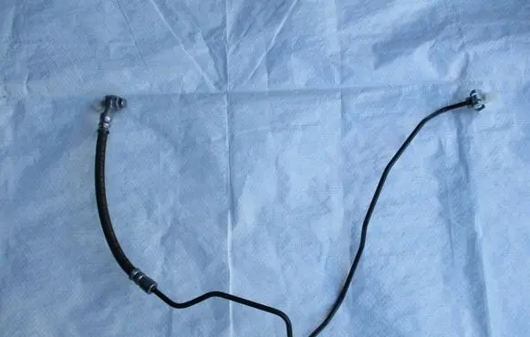 Peugeot 308 Brake booster pipe/hose 9673530180