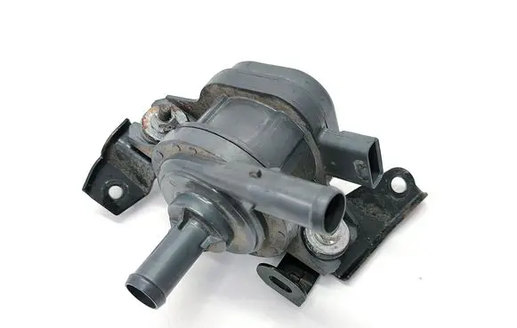 Toyota bZ4X Electric auxiliary coolant/water pump G904042040