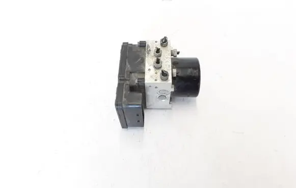 Volvo S80 ABS Pump 30681619